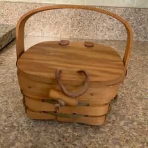 Longaberger Very Rare 1990 Shamrock Basket